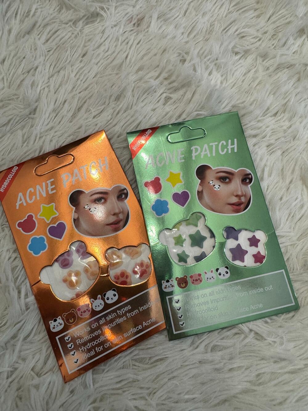 Set of 2 acne patches with super cute designs